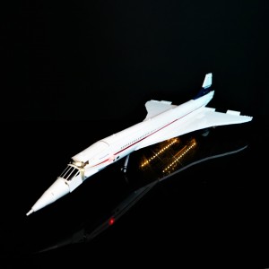 10318 (LED Lighting Kit + Remote only) Concorde