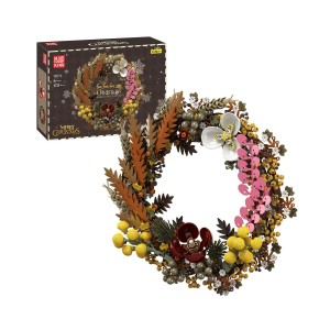 Mould King 10074 Christmas Dried Flower Wreath Building Set | 1,038 PCS